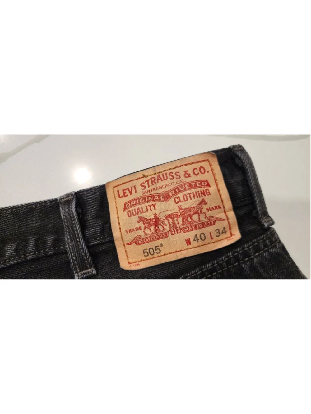Levi's 505 Regular Fit Black Jeans Mens W40 L34 100% Cotton Straight Leg